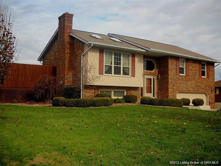 1st image of 107 W Wendy Ln