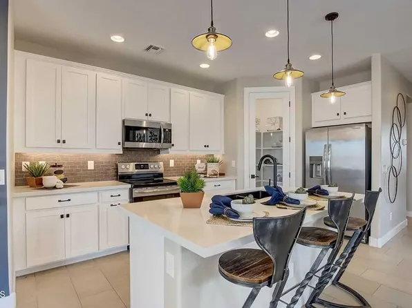 2170 S 242ND Lane, Buckeye, AZ 85326