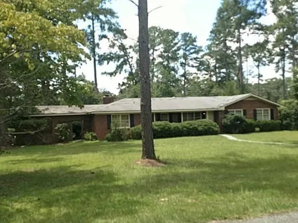 2501 Hibiscus Rd, Albany, GA 31705