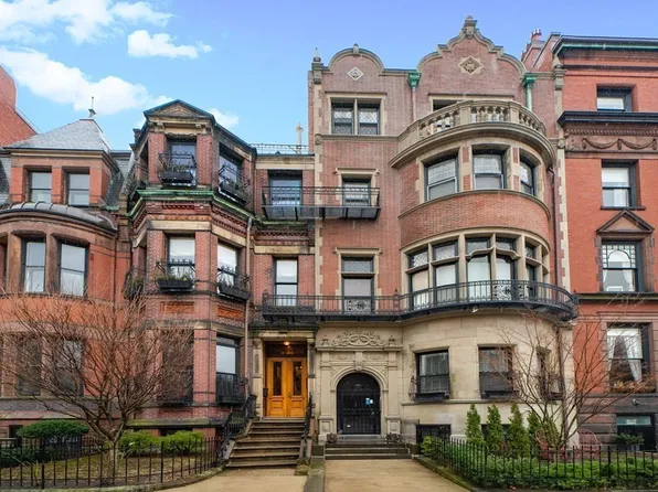 240 Commonwealth Ave Floor 2, Boston, MA 02116