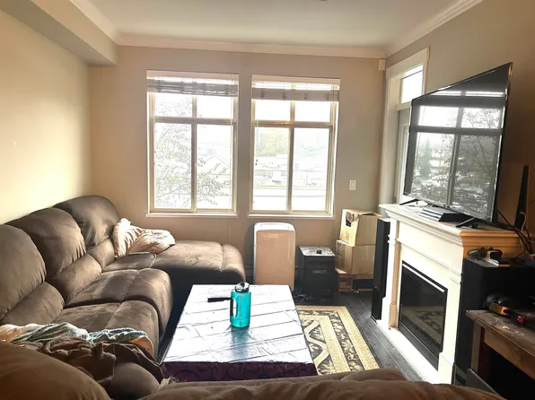 2632 Pauline St #314, Abbotsford, BC V2S 0C9