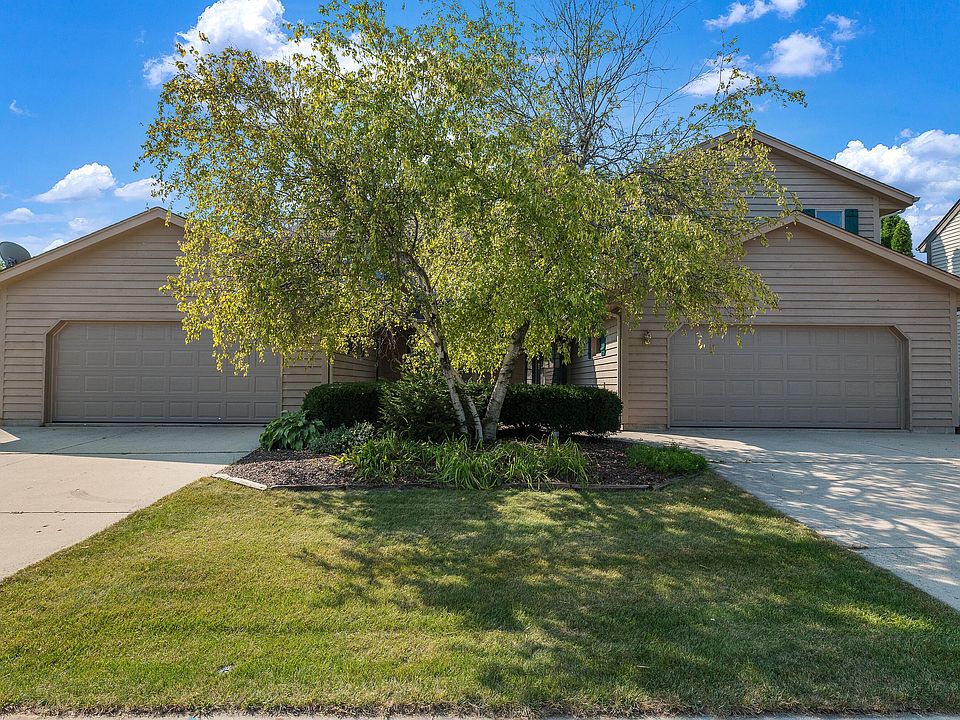 1st image of 377 Thomas Dr #379