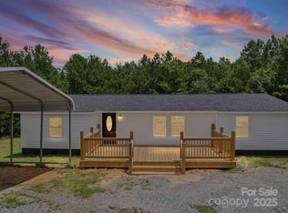 147 Xienghone Rd, Mount Gilead, NC 27306