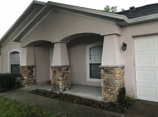 1304 E Benton Lake Dr, Deland, FL 32724
