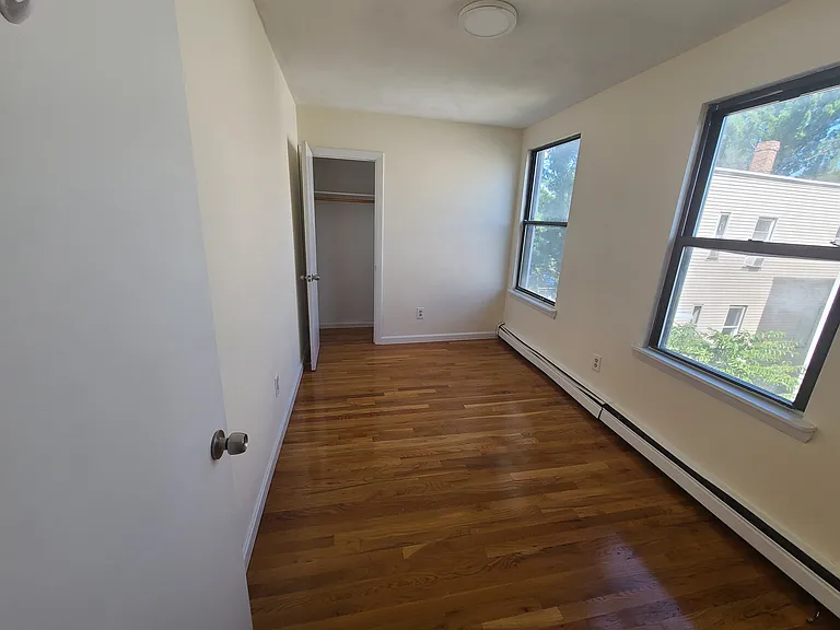 11 Pine St #2 — Photo 12