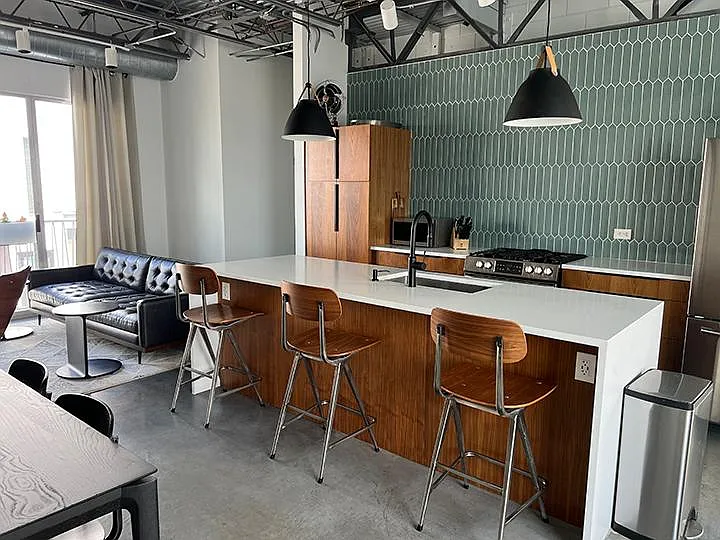 4801 S Congress Ave #J1 — Photo 1