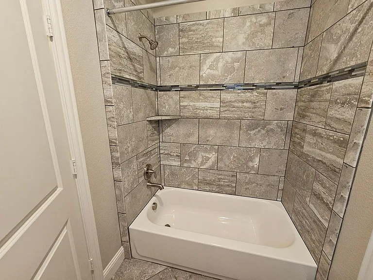 988 Shadyside Ln — Photo 39