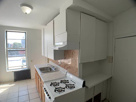 Rented by Highline Residential | media 2