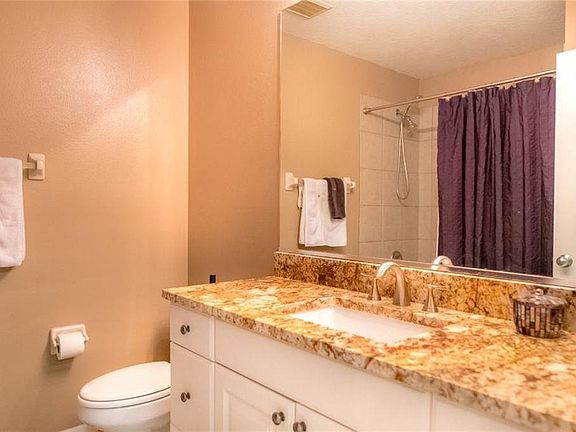 4th image of 4936 Nutmeg Ave