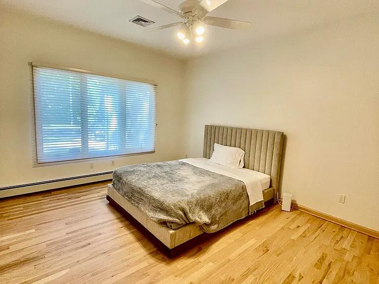 415 Windermere Ave — Photo 8