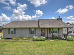 1028 Painter Rd, Jonesborough, TN 37659