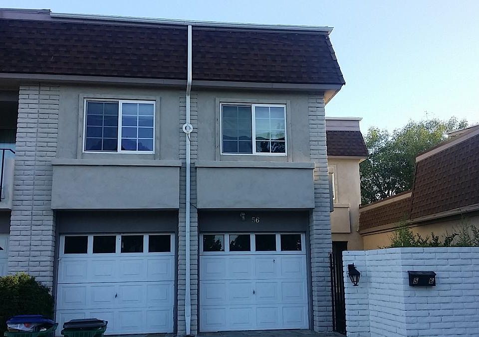 56 Seton 2 story attach home