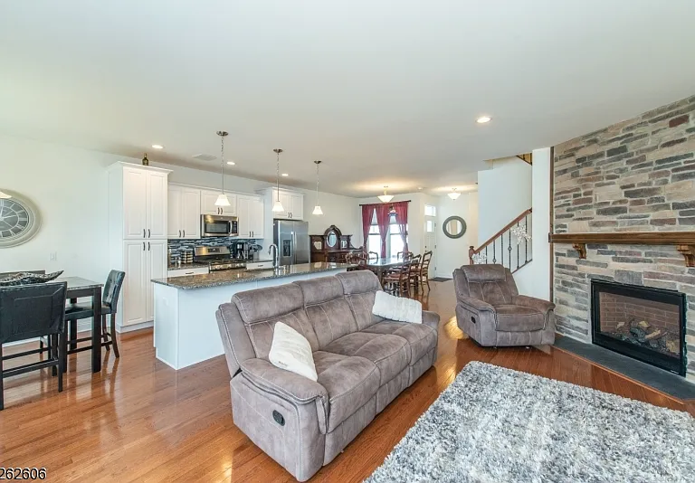 5 White Aster Ct — Photo 3