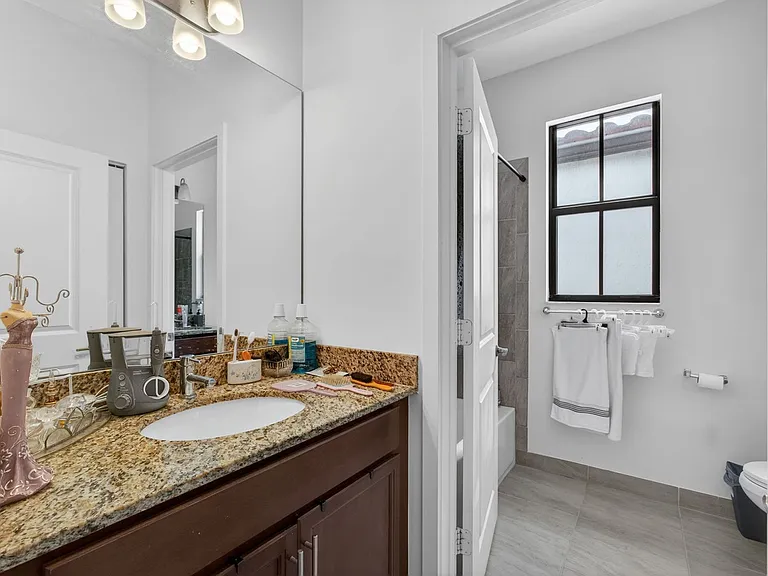 4009 Sequoia Pl — Photo 29