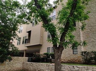 711 W 21st St #201, Austin, TX 78705