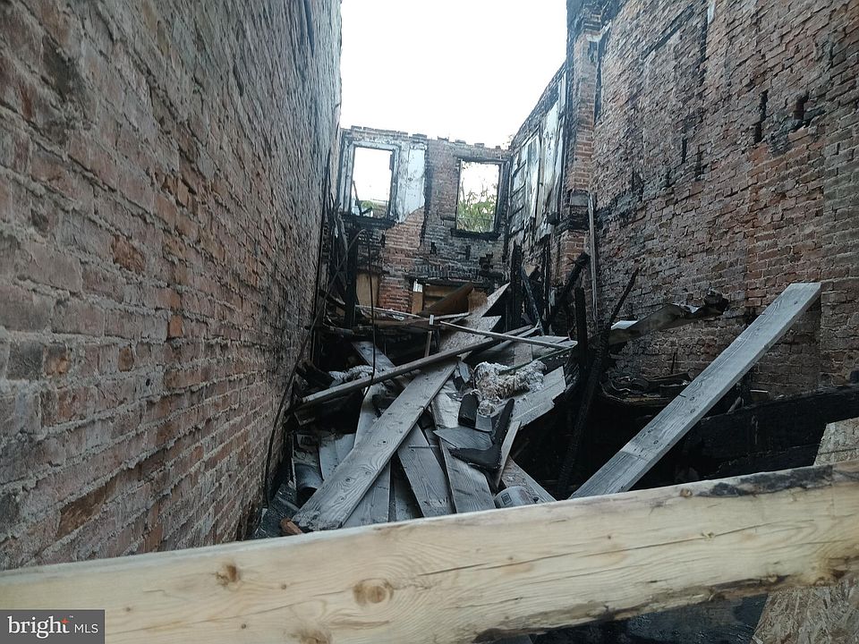 2nd image of 514 N Rose St
