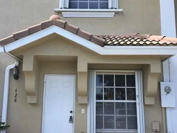 428 SW 122nd Ave, Pembroke Pines, FL 33025