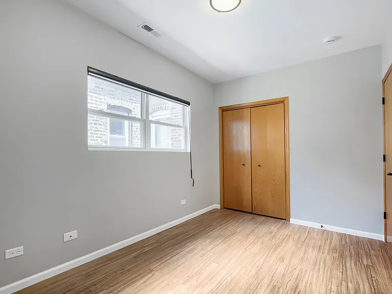1422 N Maplewood Ave — Photo 17