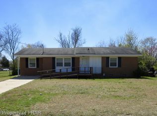 408 Atwell Dr, Fayetteville, NC 28314