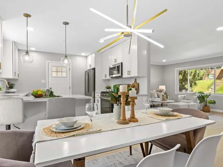 Fernham Ln — Photo 1
