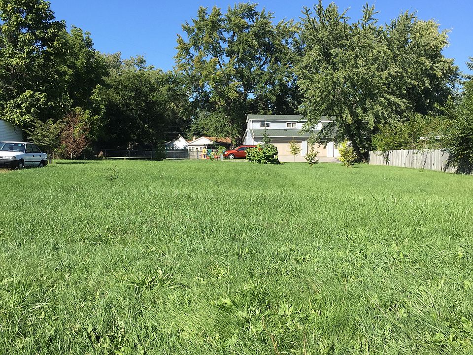 2nd image of 6752 Angola Rd