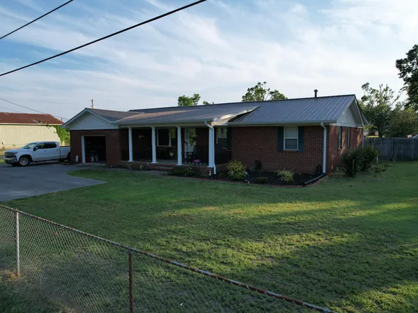 6 Whaley Dr, Potts Camp, MS 38659