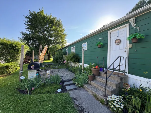 621 Sheafe Rd #184, Poughkeepsie, NY 12601