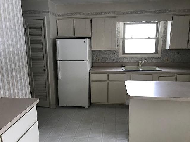 2nd image of 1511 16th Ave S