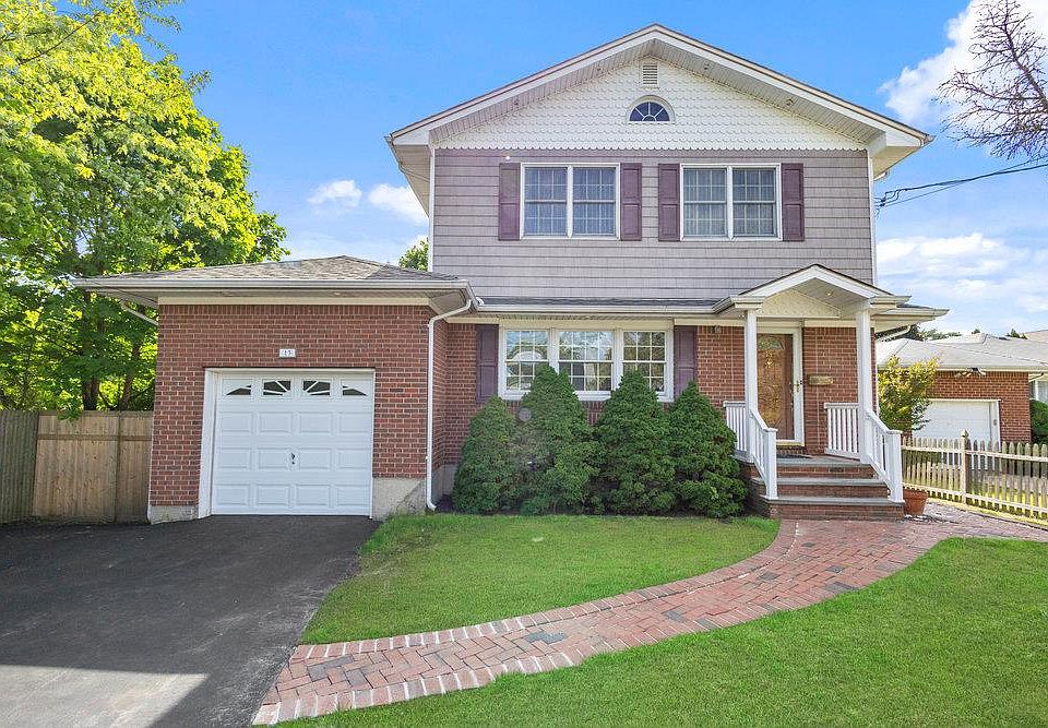 1st image of 13 Irving Court