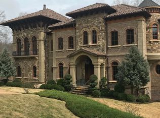 5635 Claire Rose Ln, Sandy Springs, GA 30327