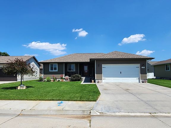 2nd image of 109 Buffalo Grass St