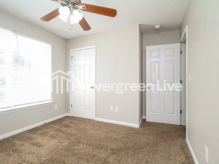 481 Candleglow Dr — Photo 10