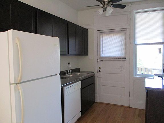 2nd image of 3346 W Ainslie St #3