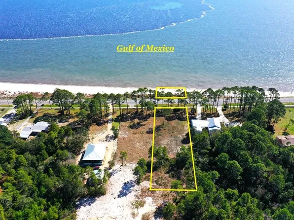 1909 Highway 98 W, Carrabelle, FL 32322