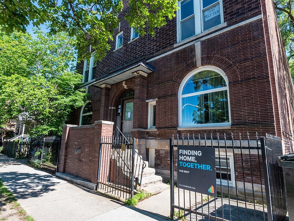 1st image of 1535 W Leland Ave #2