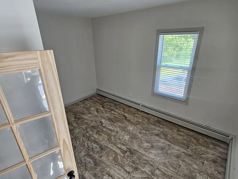 301 Stillwater Rd #6 — Photo 6