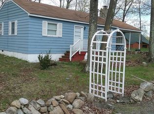 305 Hemlock Dr, Highland Lakes, NJ 07422