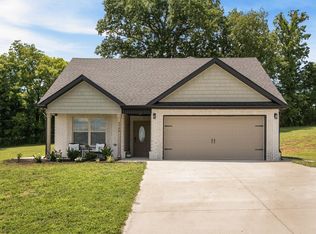 4750 Morrow Rd, Woodlawn, TN 37191