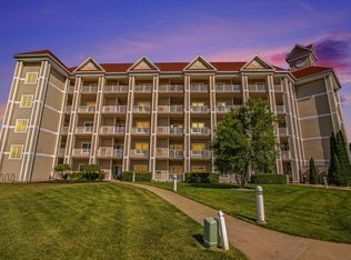 225 Lakeside Dr, Ludington, MI 49431