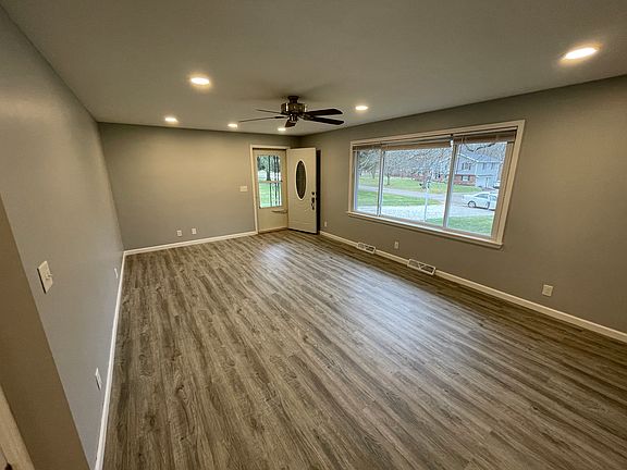 4th image of 3970 Pfile Dr