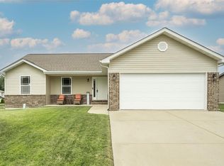 7940 Laurel Flats Dr, Caseyville, IL 62232