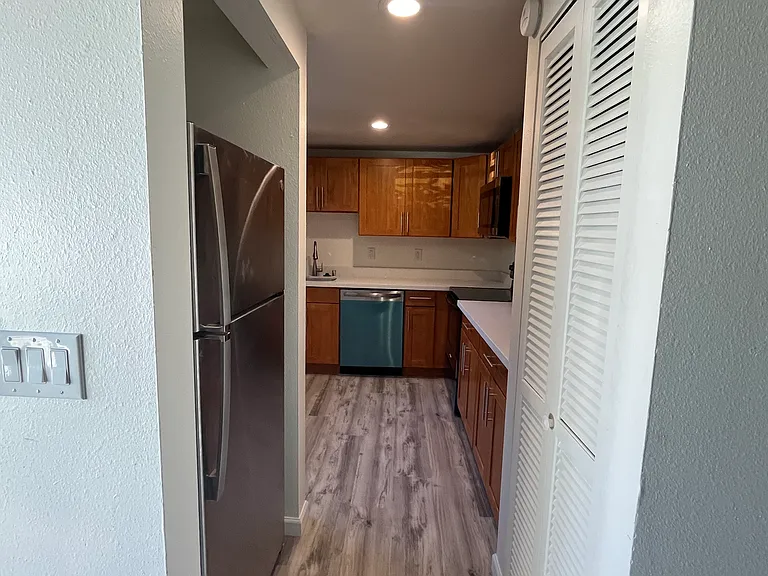 Alder Haus Apartments — Photo 15