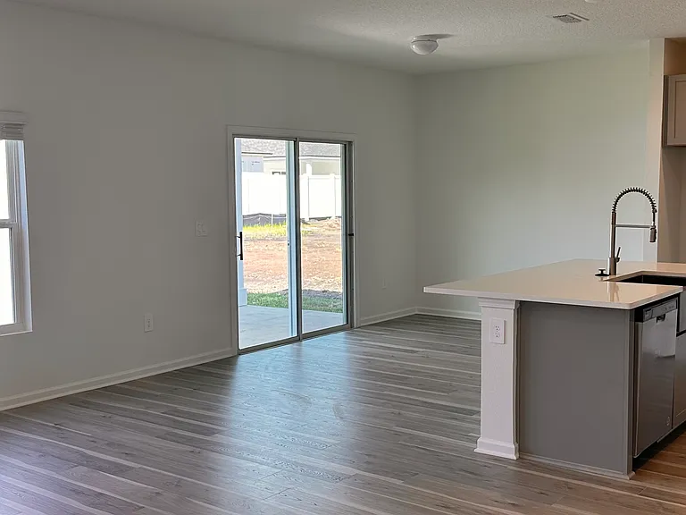 47 Carbonell Pl — Photo 6