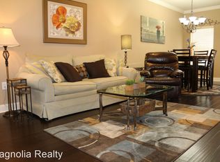 353 N Donahue Dr APT B, Auburn, AL 36832