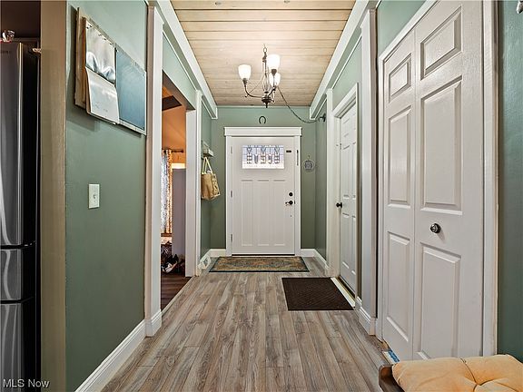 3rd image of 6997 Chadbourne Dr
