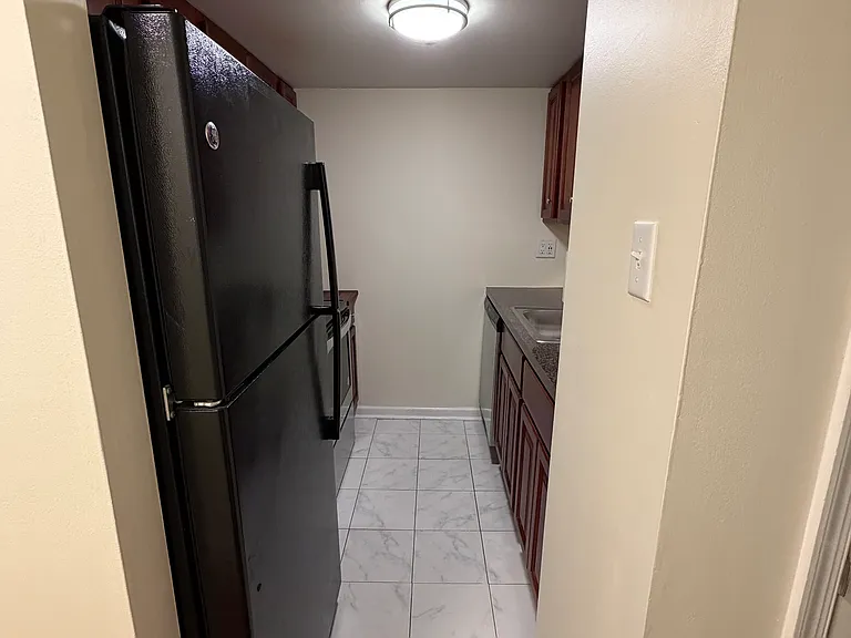 183 Oberlin Ter #183 — Photo 7
