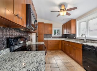 73 Inland St, Lowell, MA 01851