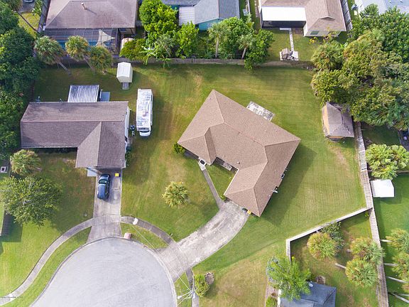 2nd image of 1339 Briarwood Ct