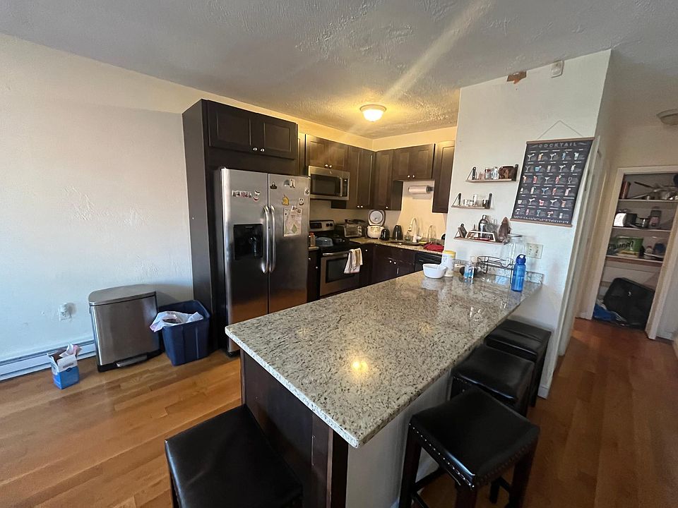 1st image of 431 Massachusetts Ave APT 6