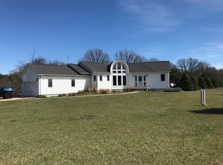 6096 Essex Center Rd, Saint Johns, MI 48879